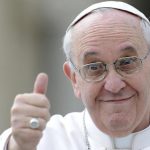 De verdad que el Papa es alguien fuera de lo común ! Mira su nuevo mensaje: SER FELIZ. !!